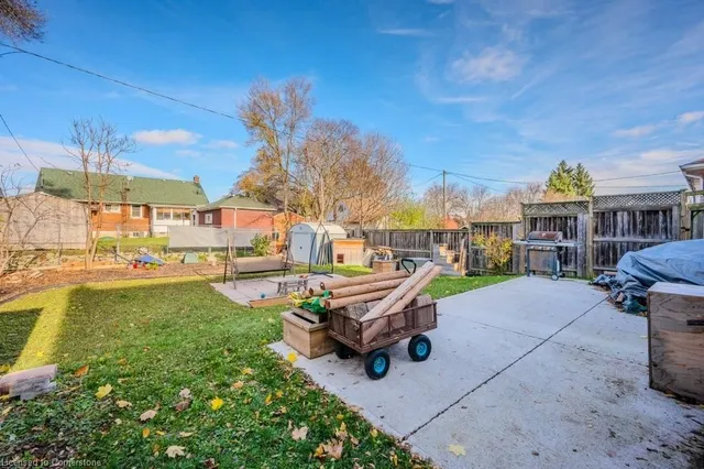 Additional property image - 776 Rockway Dr