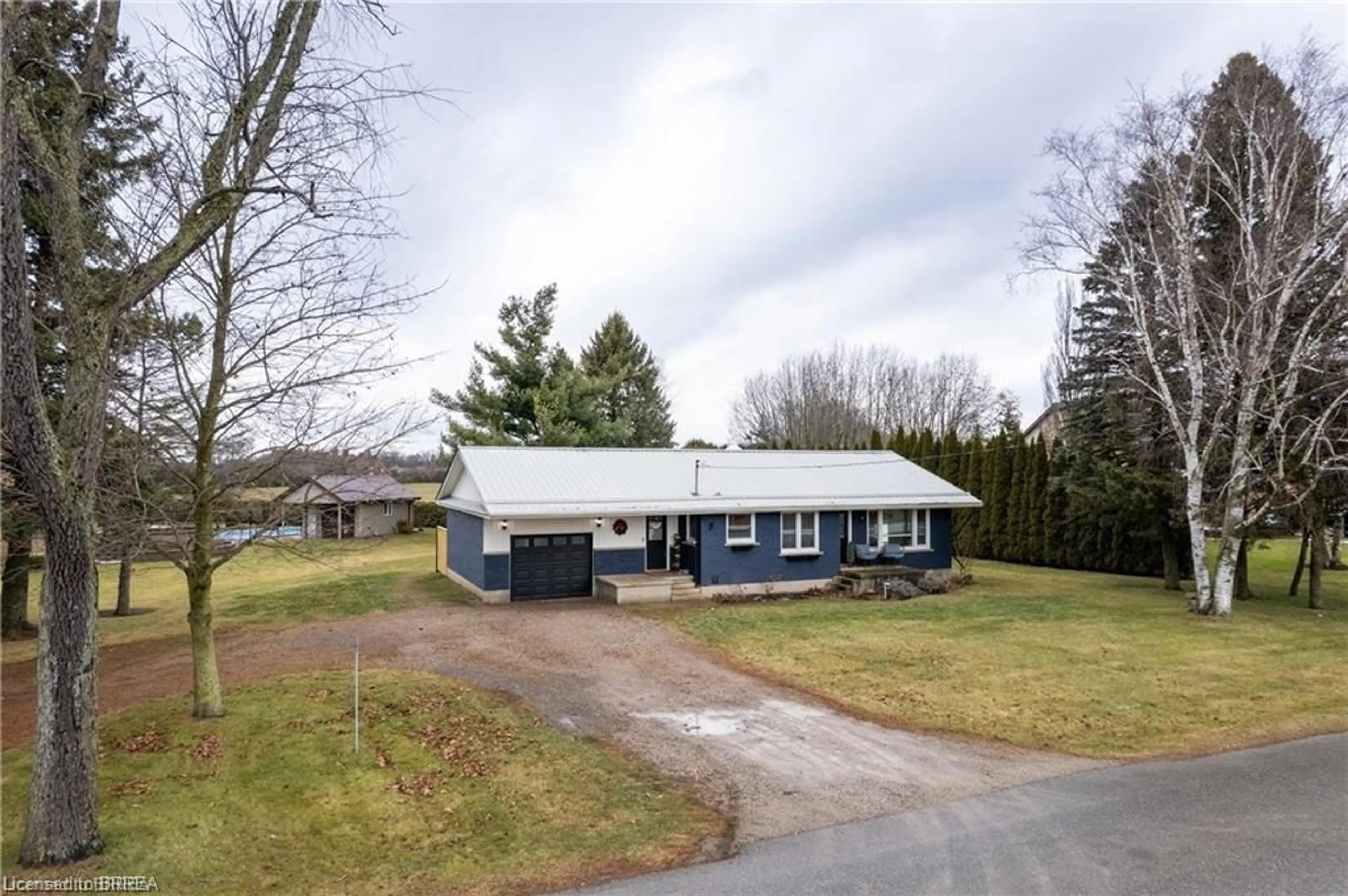 A pic from outside/outdoor area/front of a property/back of a property/a pic from drone, unknown for 185615 Cornell Rd, Otterville Ontario N0J 1R0