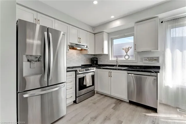 Additional property image - 41 Radison Lane