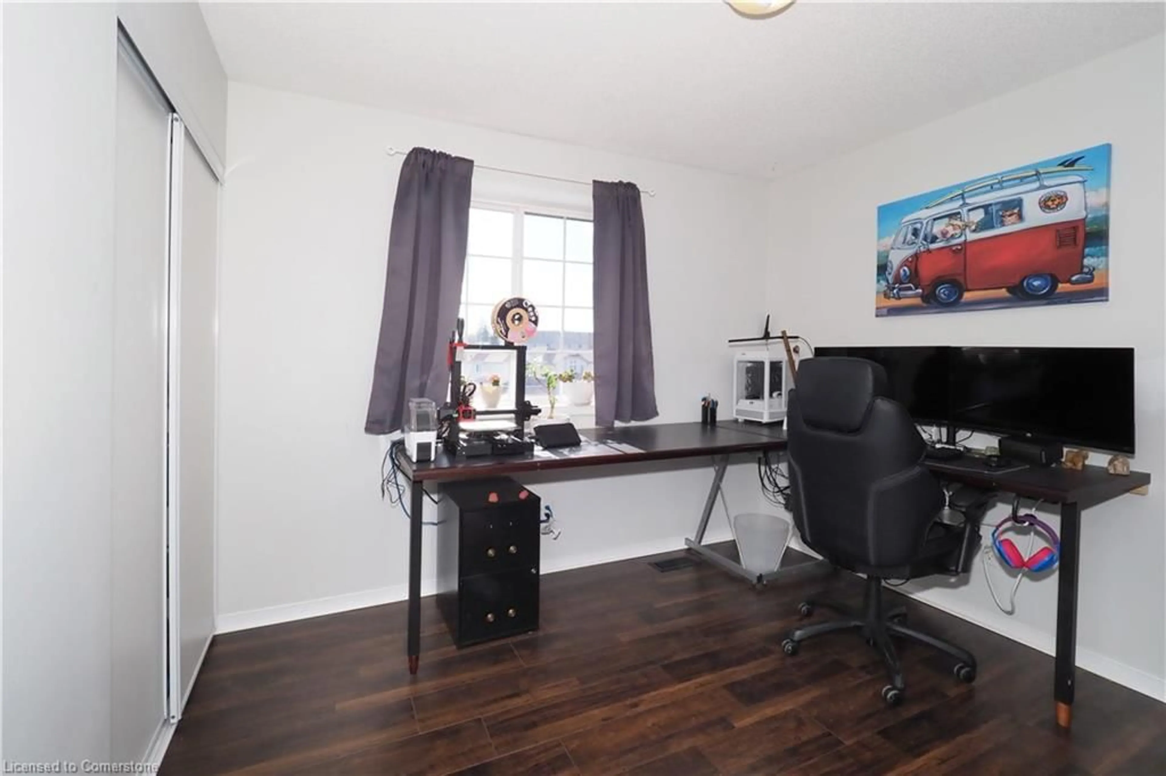 A pic of a room for 950 Highland Rd #15, Kitchener Ontario N2N 0A5