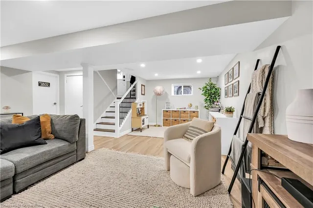 Additional property image - 367 East 28th St