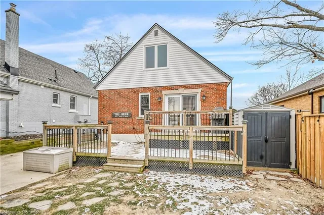 Additional property image - 367 East 28th St