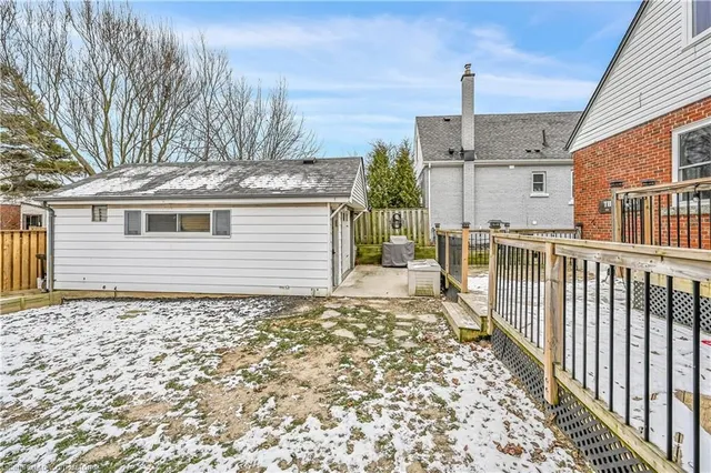 Additional property image - 367 East 28th St