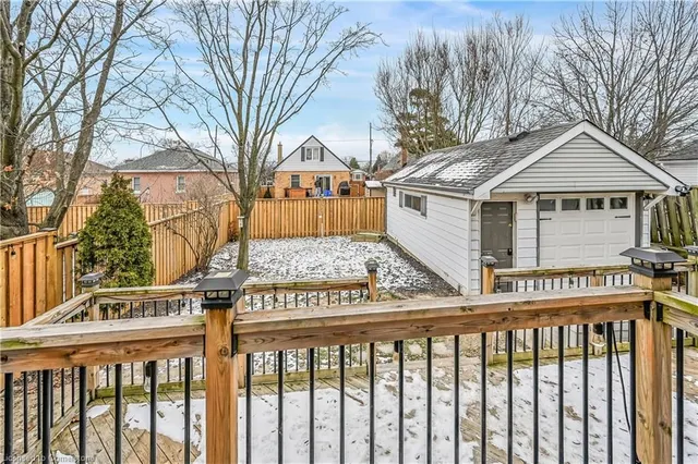 Additional property image - 367 East 28th St