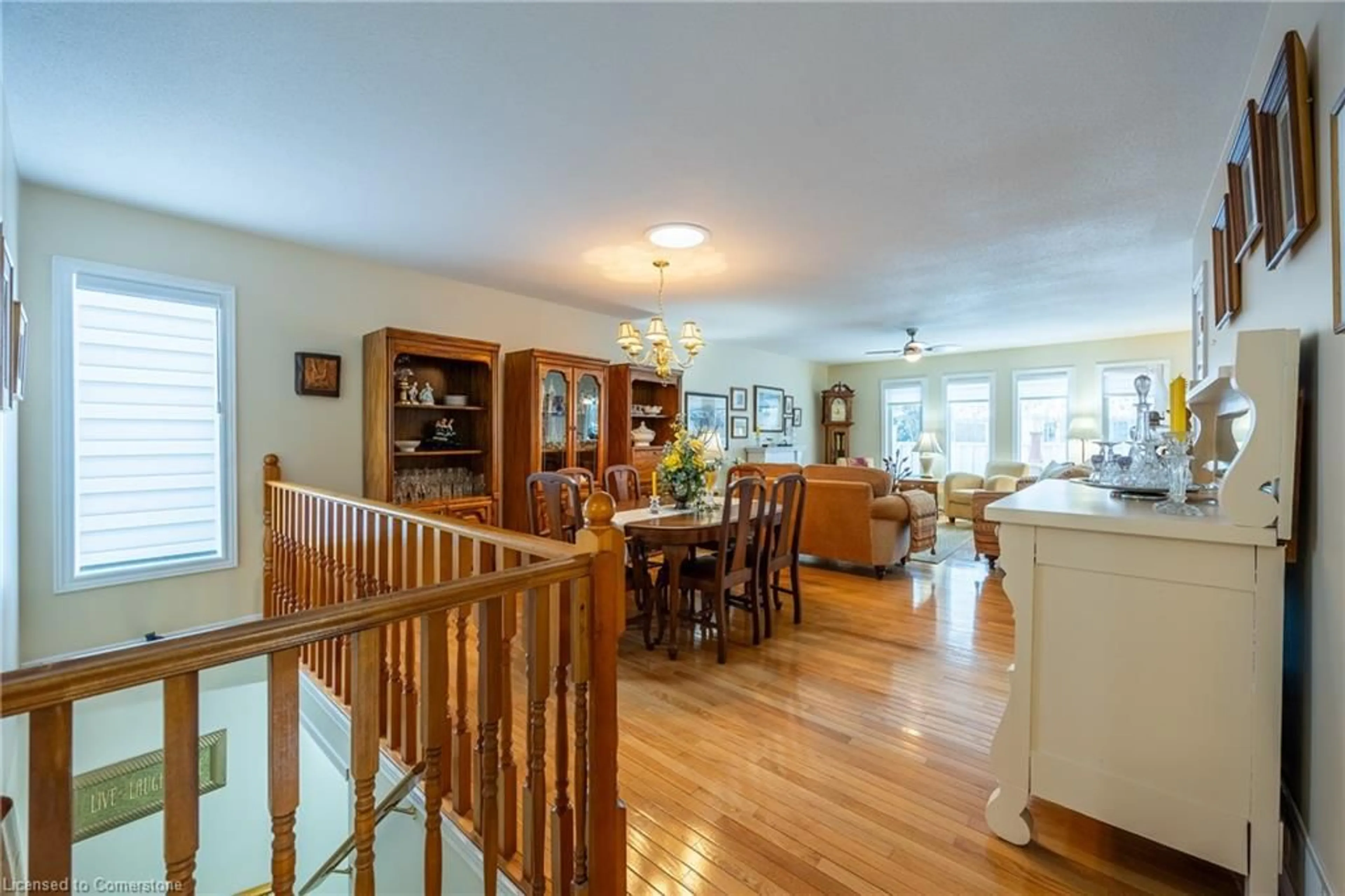 Dining room, wood/laminate floor for 33 Balsam Trail, Port Rowan Ontario N0E 1M0