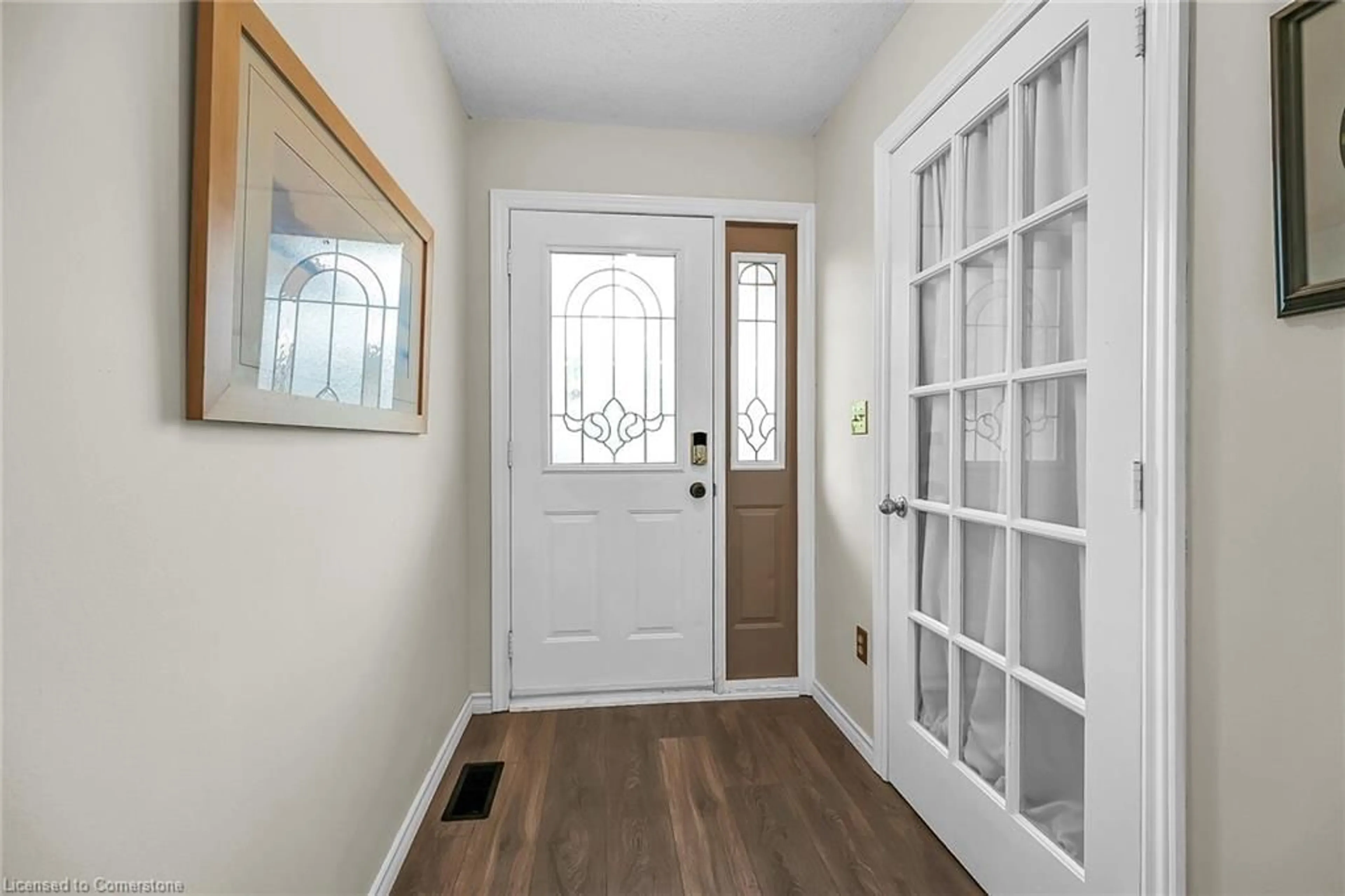 Indoor entryway for 65 Highland Blvd, Caledonia Ontario N3W 1H4