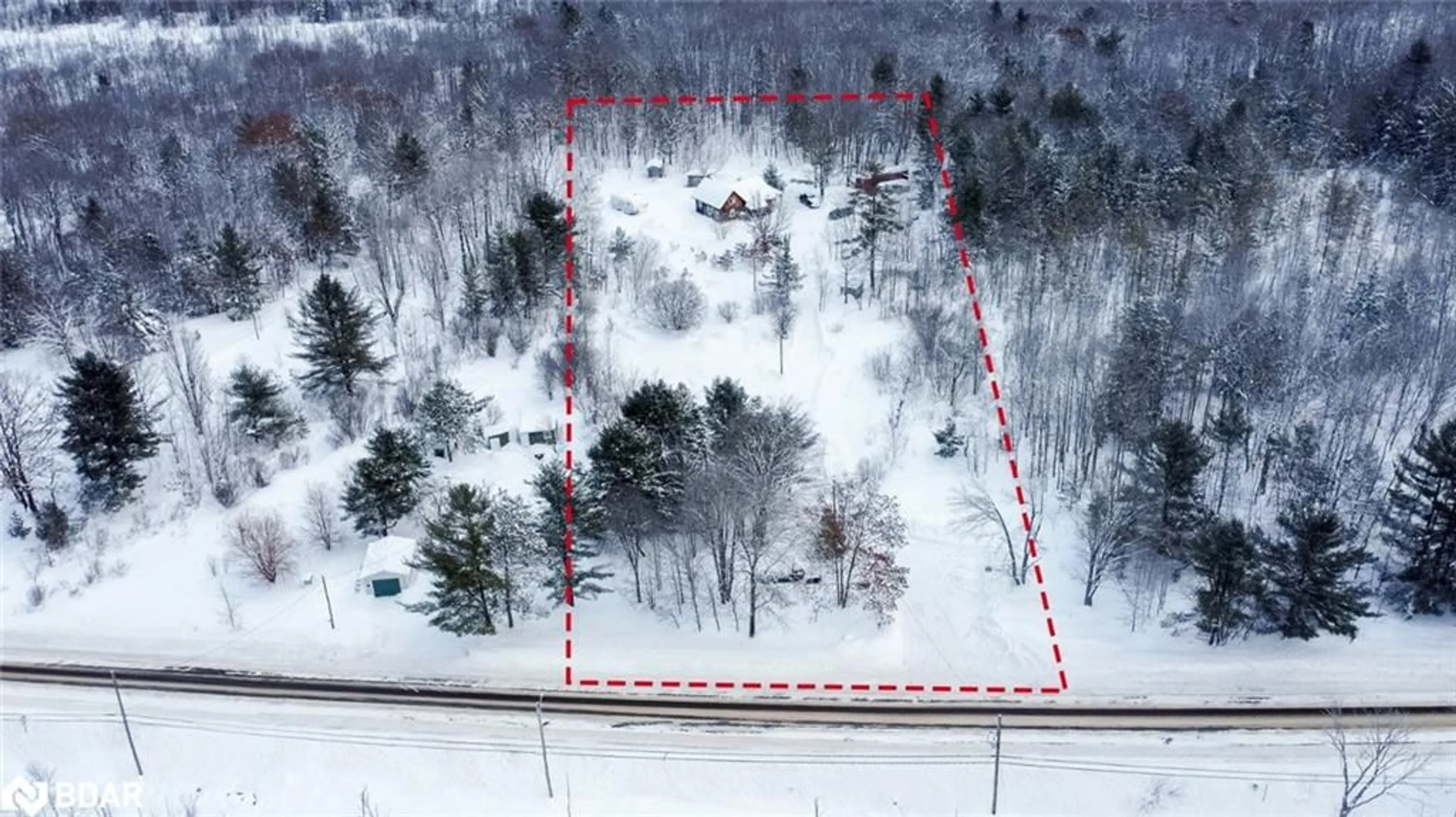 A pic from outside/outdoor area/front of a property/back of a property/a pic from drone, building for 94 High St, MacTier Ontario P0C 1H0