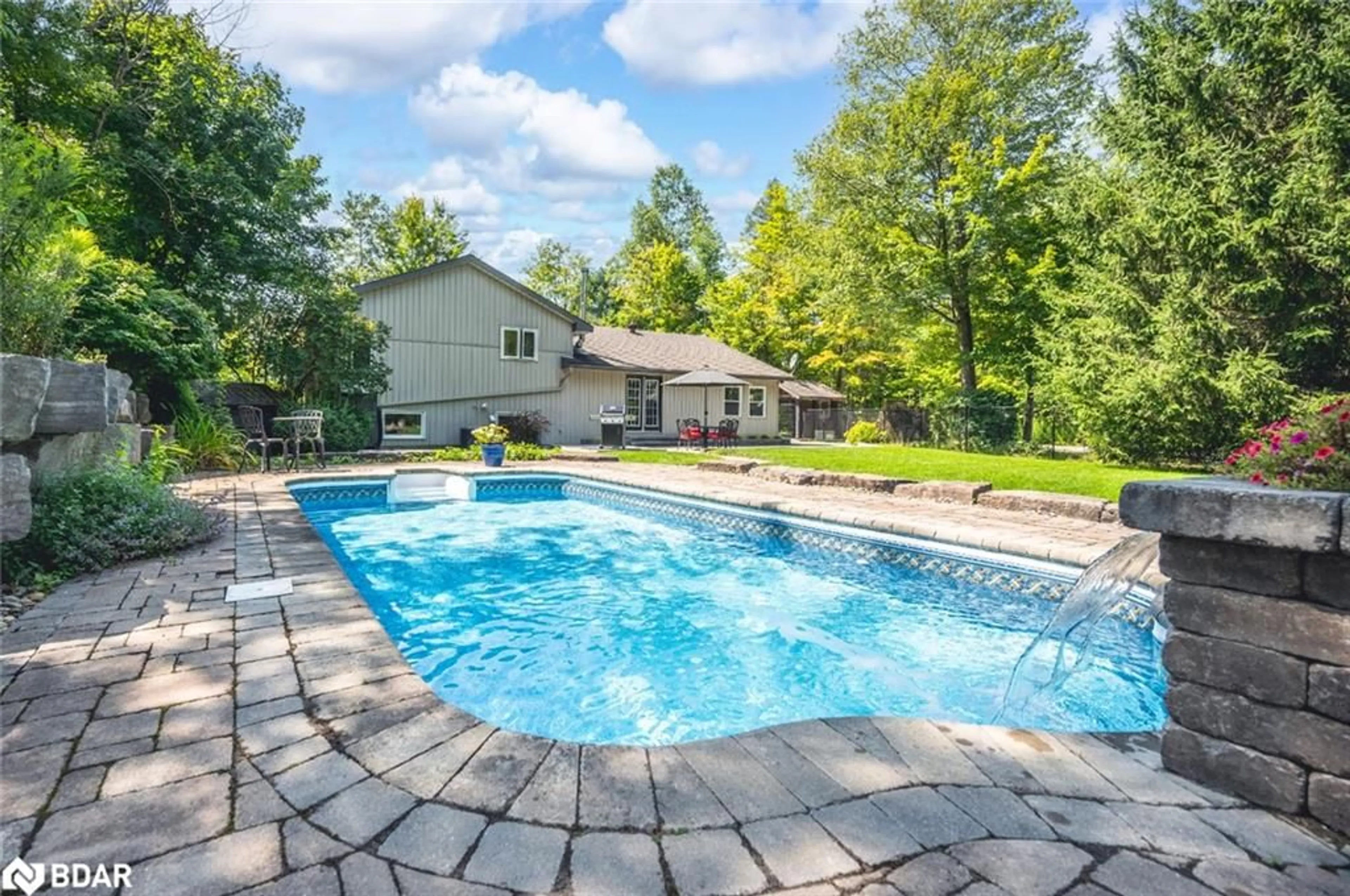 Pool for 8071 4th Line, Angus Ontario L0M 1B1