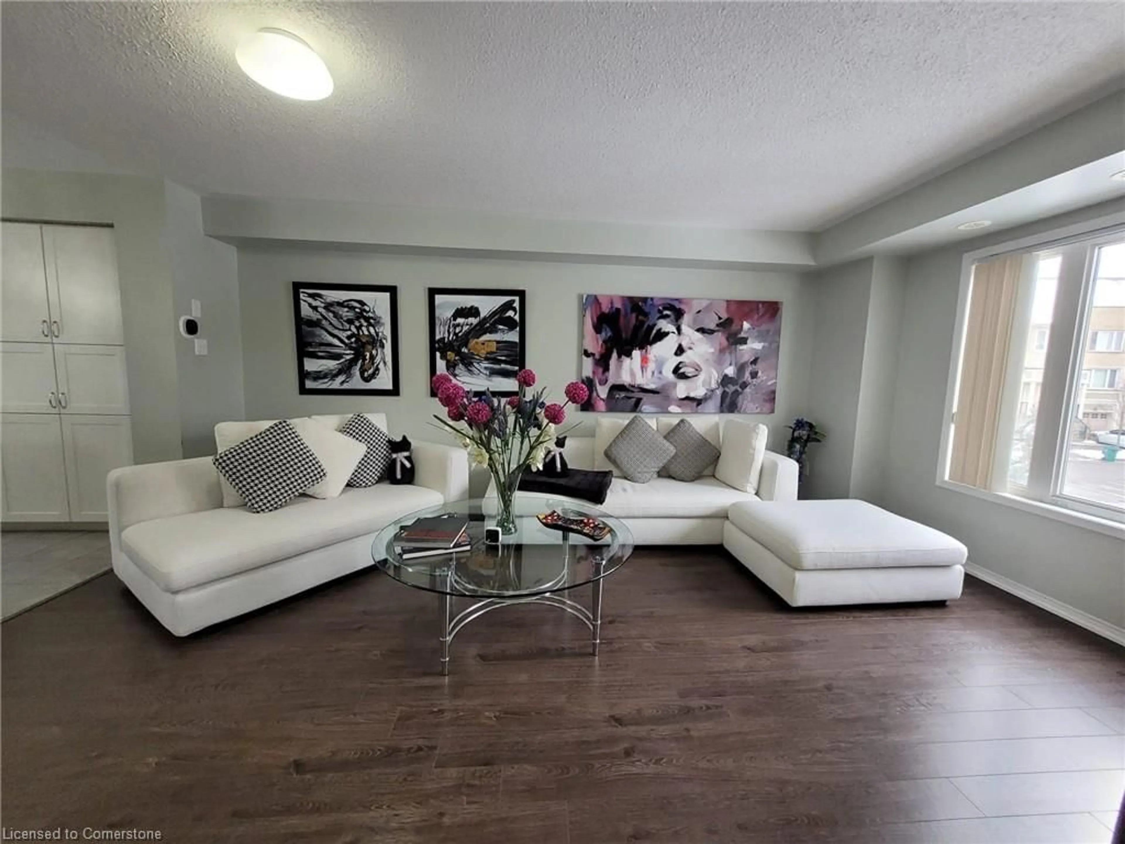 Living room with furniture, unknown for 3050 Erin Centre Blvd #95, Mississauga Ontario L5M 0P5