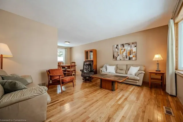 Additional property image - 111 Dunsmere Dr