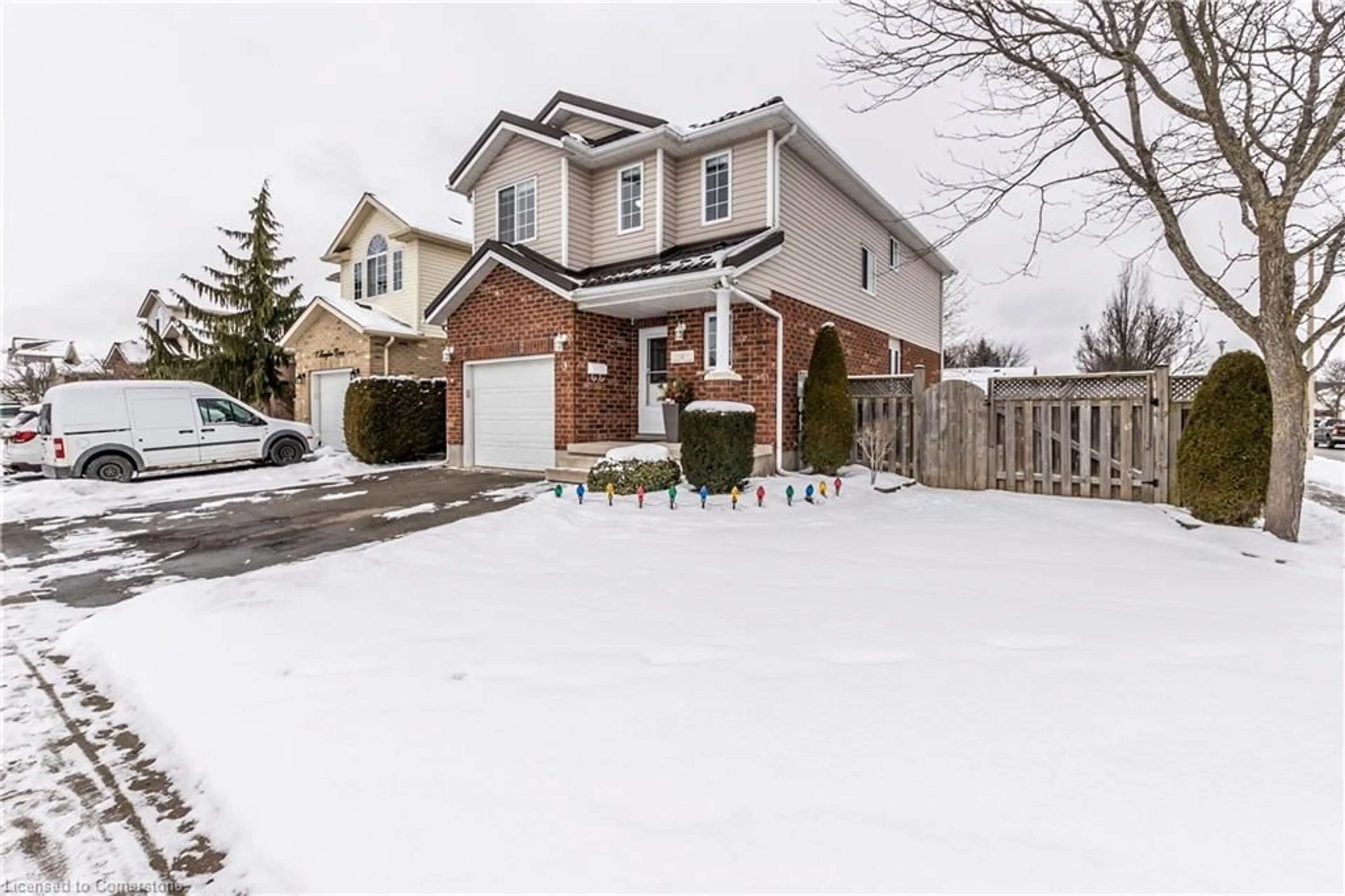 A pic from outside/outdoor area/front of a property/back of a property/a pic from drone, street for 3 Langlaw Dr, Cambridge Ontario N1P 1E9