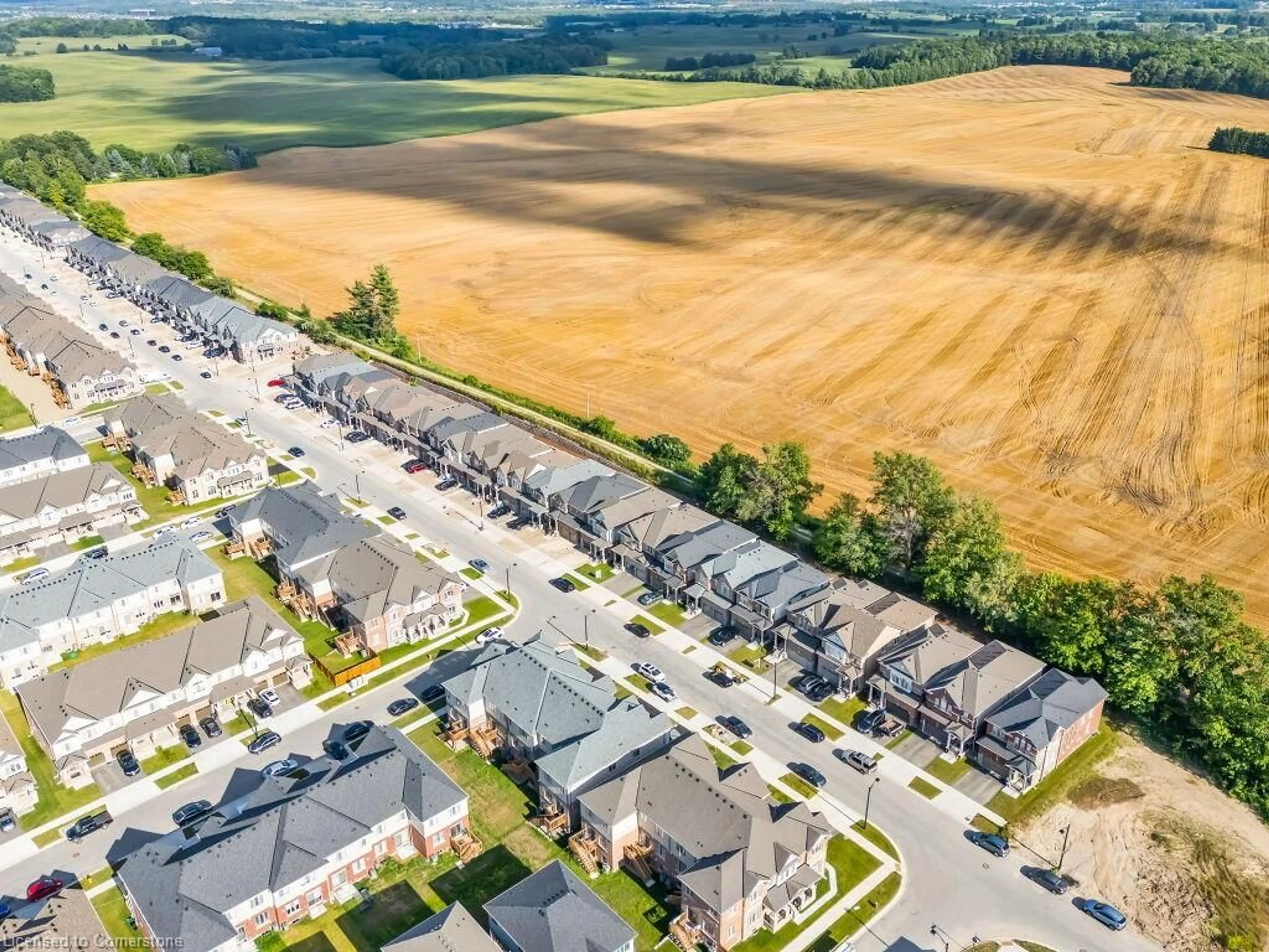 A pic from outside/outdoor area/front of a property/back of a property/a pic from drone, street for 90 Broadacre Dr, Kitchener Ontario N2R 0S5