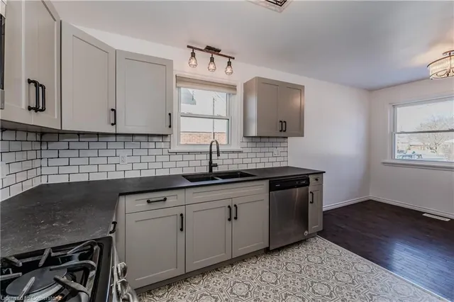 Additional property image - 55 Fairmount Rd