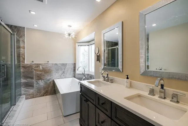 Property image - 2658 Guyatt Rd
