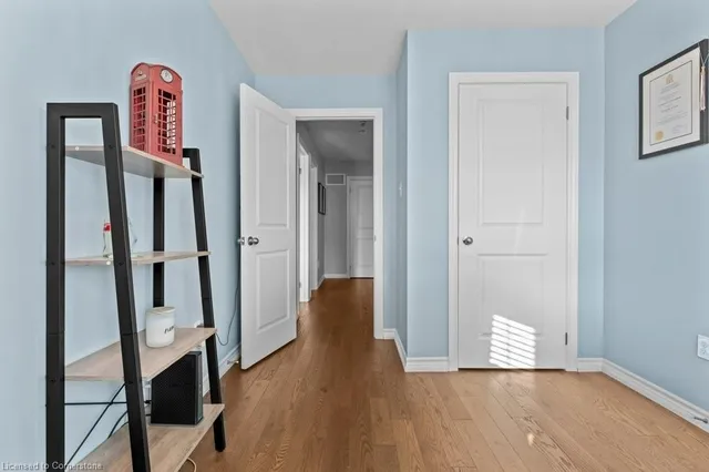 Additional property image - 54 Nisbet Blvd Unit 25