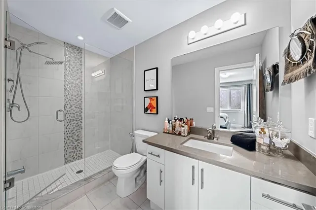 Additional property image - 75 Southshore Cres