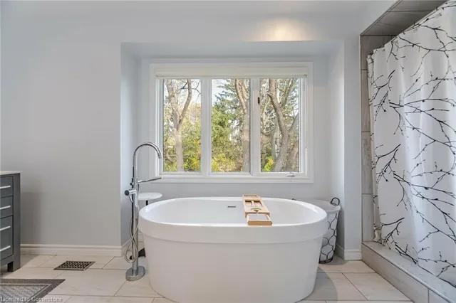 Additional property image - 168 Lovers Lane