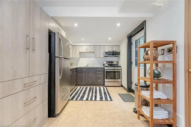 Additional property image - 168 Lovers Lane
