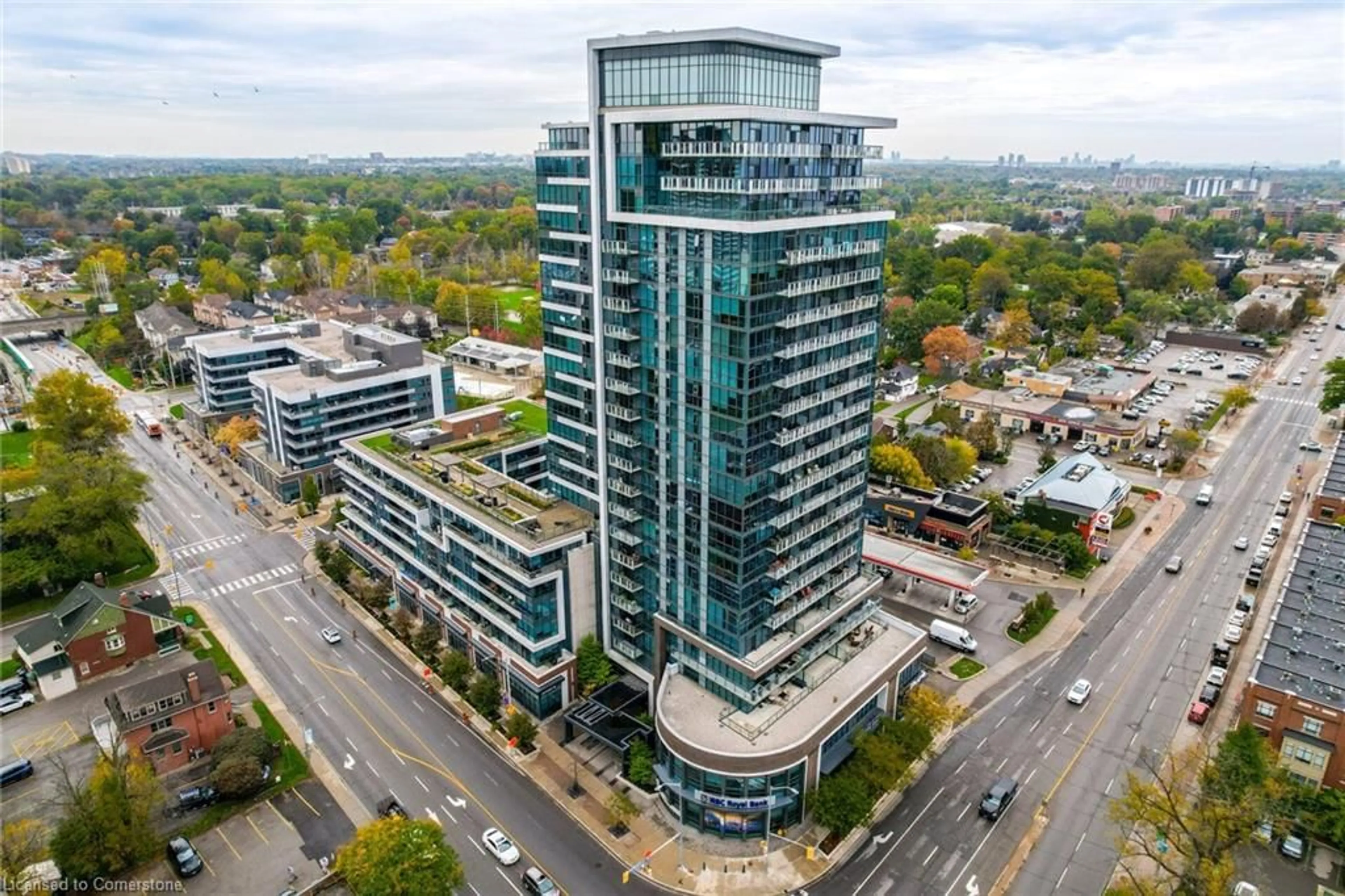 A pic from outside/outdoor area/front of a property/back of a property/a pic from drone, building for 1 Hurontario St #405, Mississauga Ontario L5G 0A3