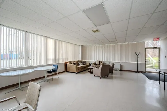 Additional property image - 3227 King St Unit 1111