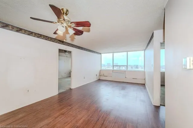 Additional property image - 3227 King St Unit 1111