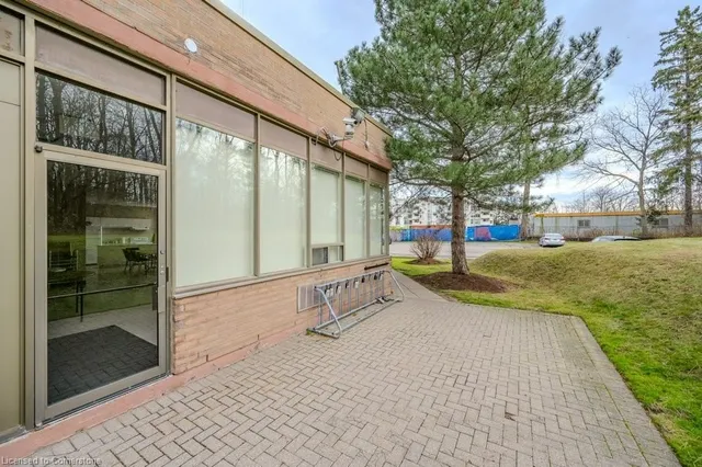 Additional property image - 3227 King St Unit 1111
