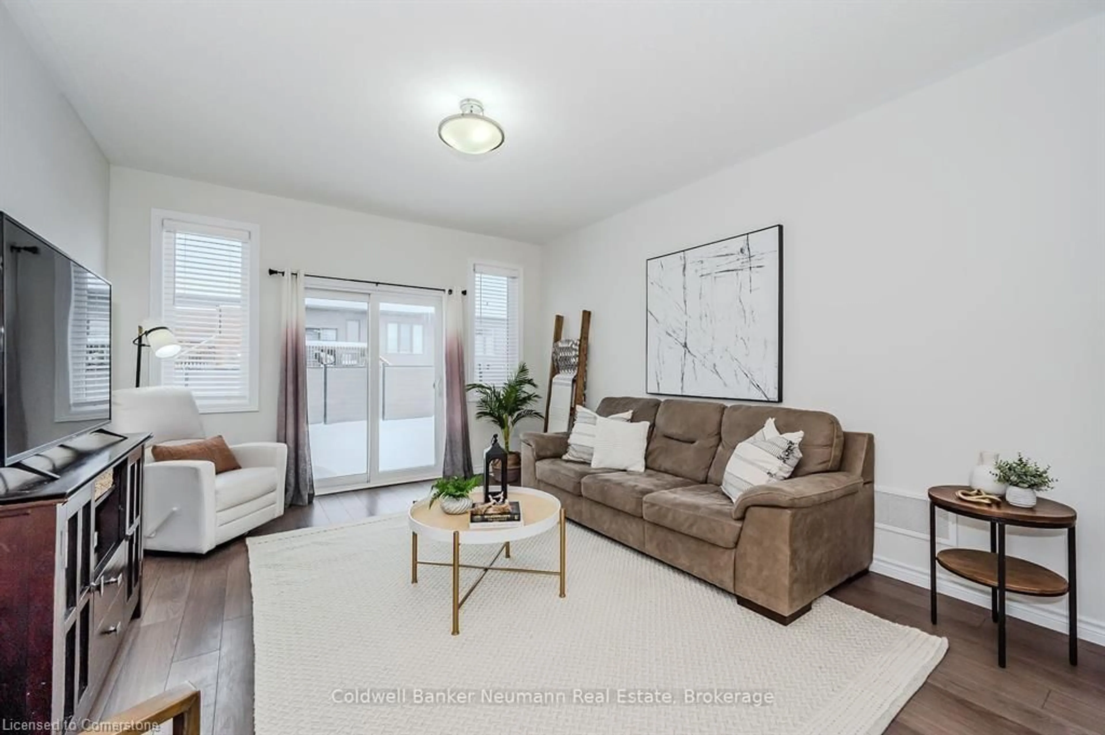 Living room with furniture, unknown for 224 Mcfarlane Cres, Fergus Ontario N1M 0G6