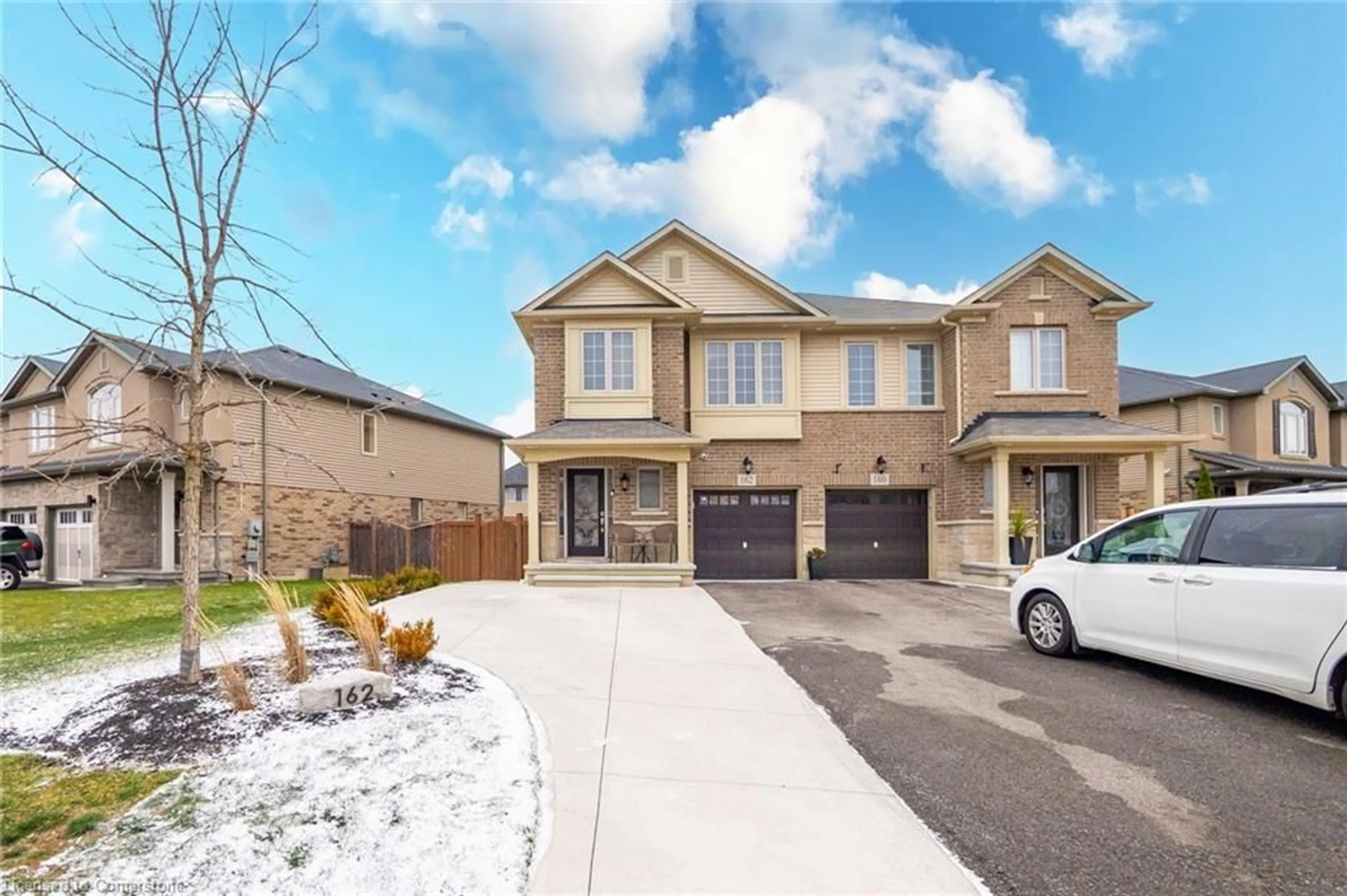 Home with brick exterior material, street for 162 Westbank Trail, Stoney Creek Ontario L8J 0H3