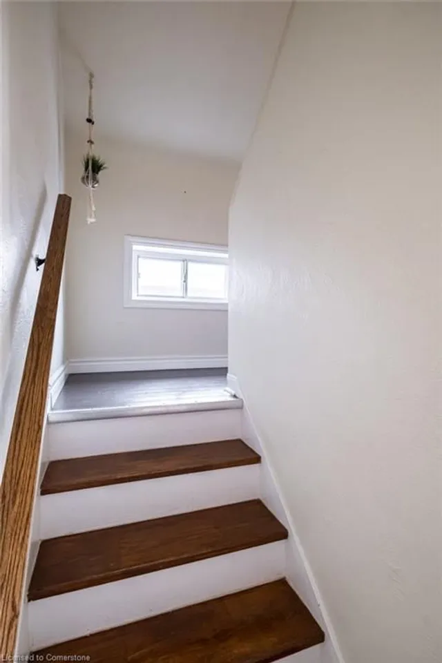 Additional property image - 86 East 27th St