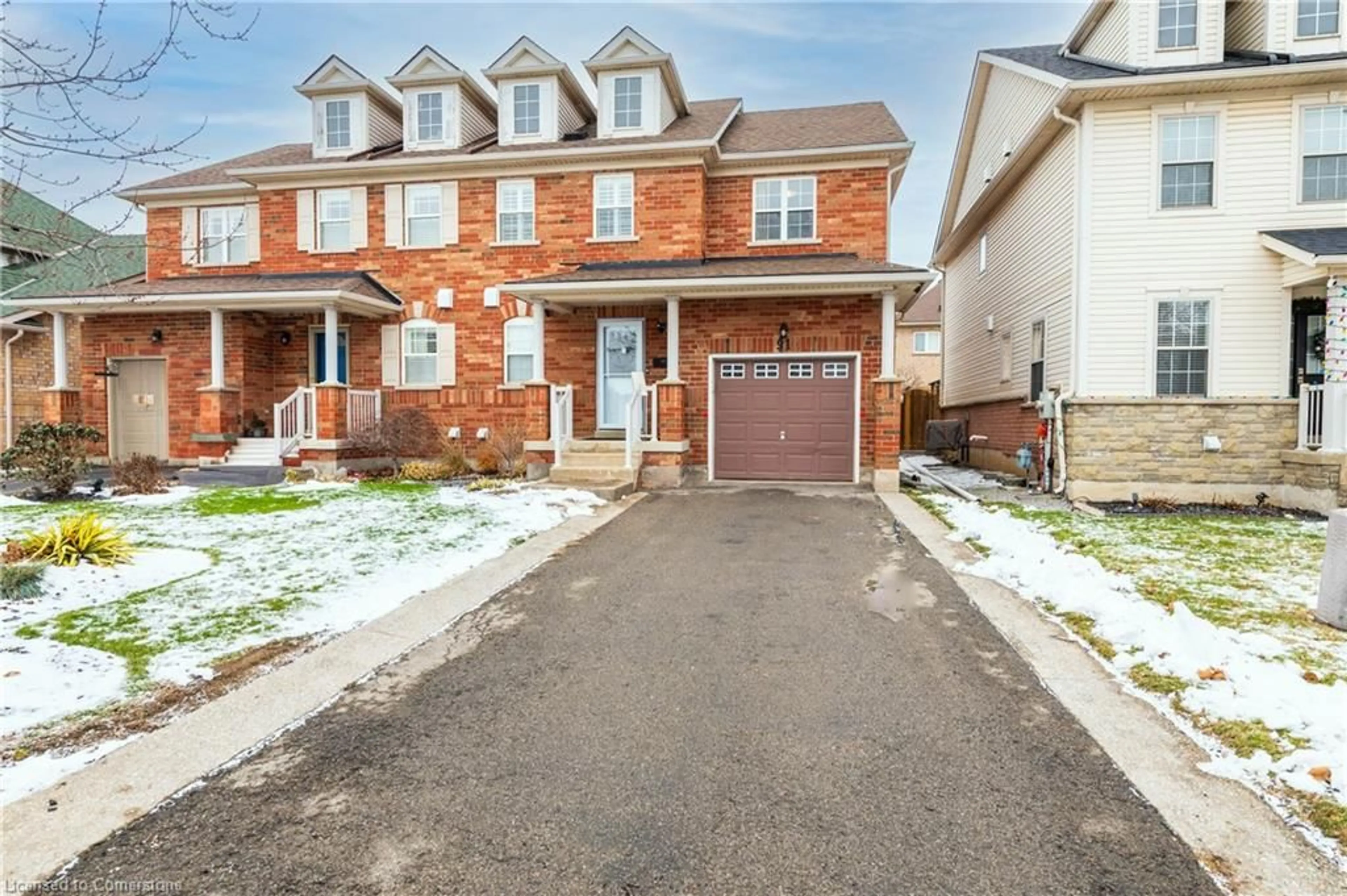 Home with brick exterior material, street for 91 Young Cres, Niagara-on-the-Lake Ontario L0S 1J0