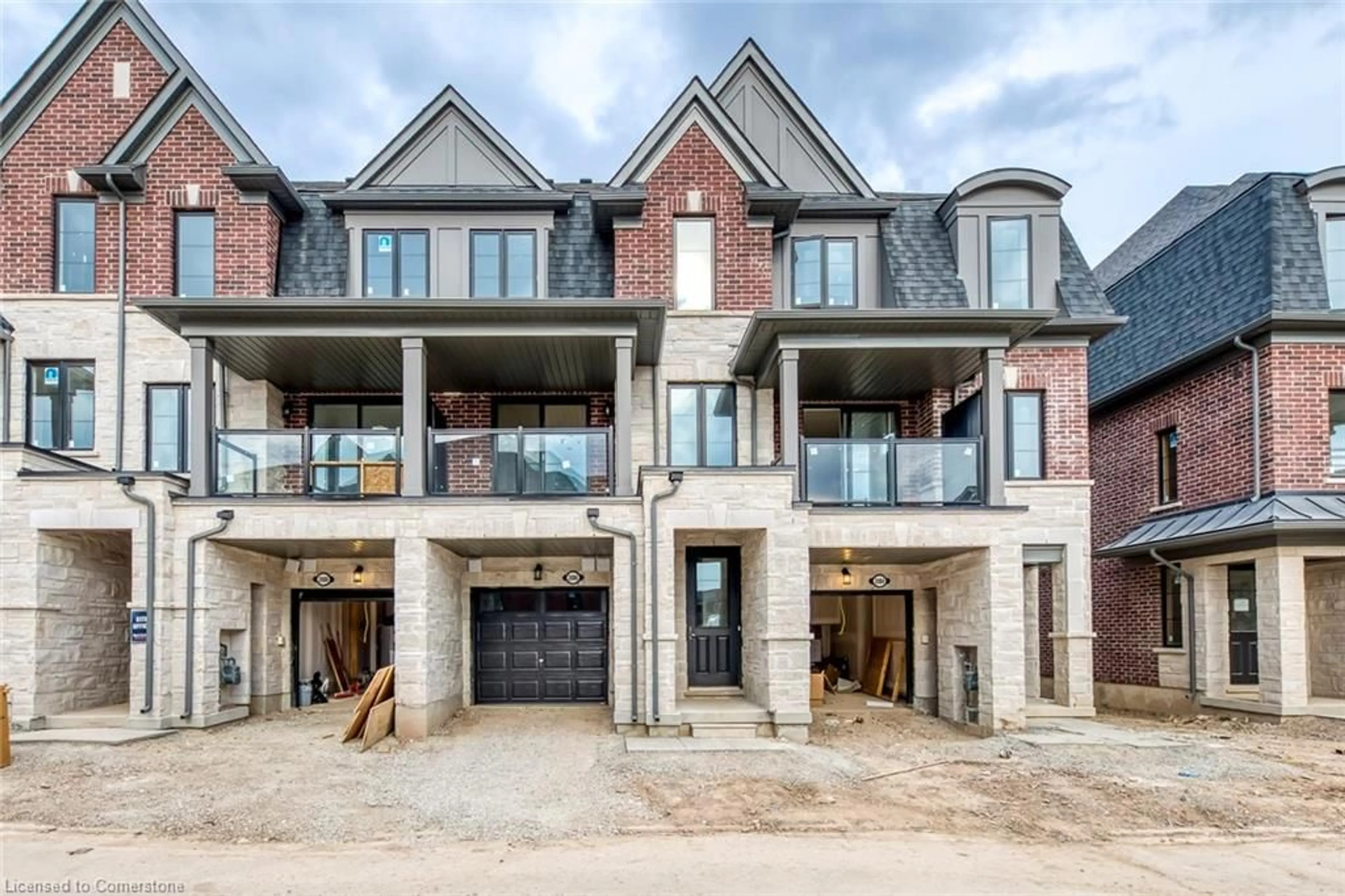Home with brick exterior material, street for 2086 Fairmont Common, Burlington Ontario L7P 0V8