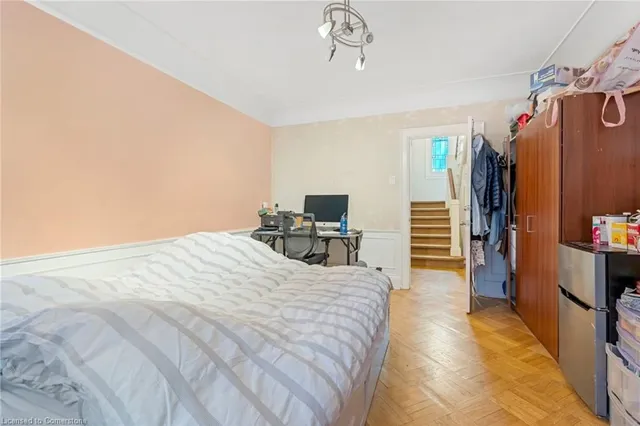 Additional property image - 4 Forsyth Ave