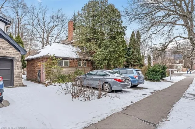 Additional property image - 4 Forsyth Ave
