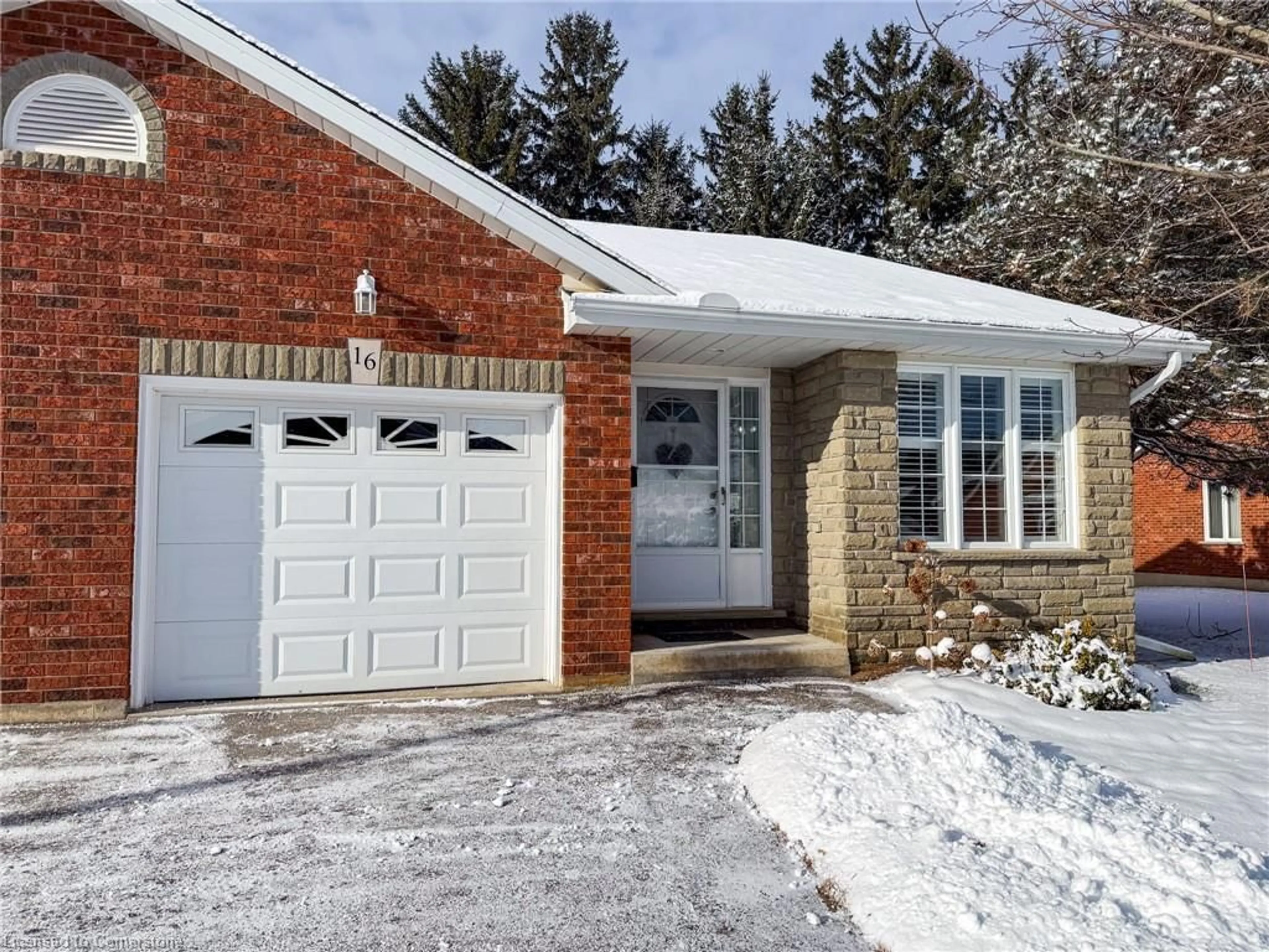 Home with brick exterior material, street for 150 Oak St #16, Simcoe Ontario N3Y 5M5