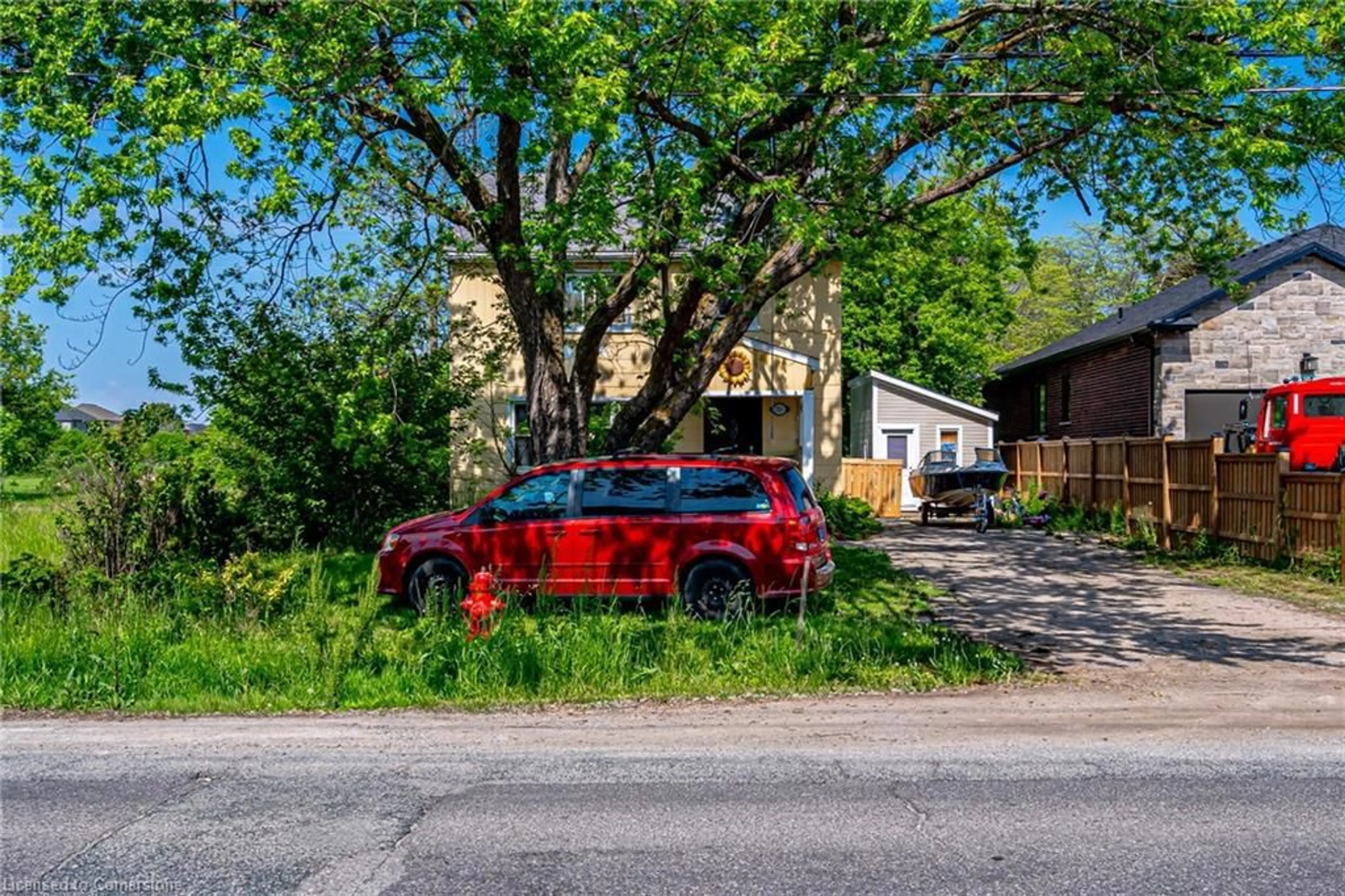 A pic from outside/outdoor area/front of a property/back of a property/a pic from drone, street for 293 Fifty Rd, Stoney Creek Ontario L8E 5L1