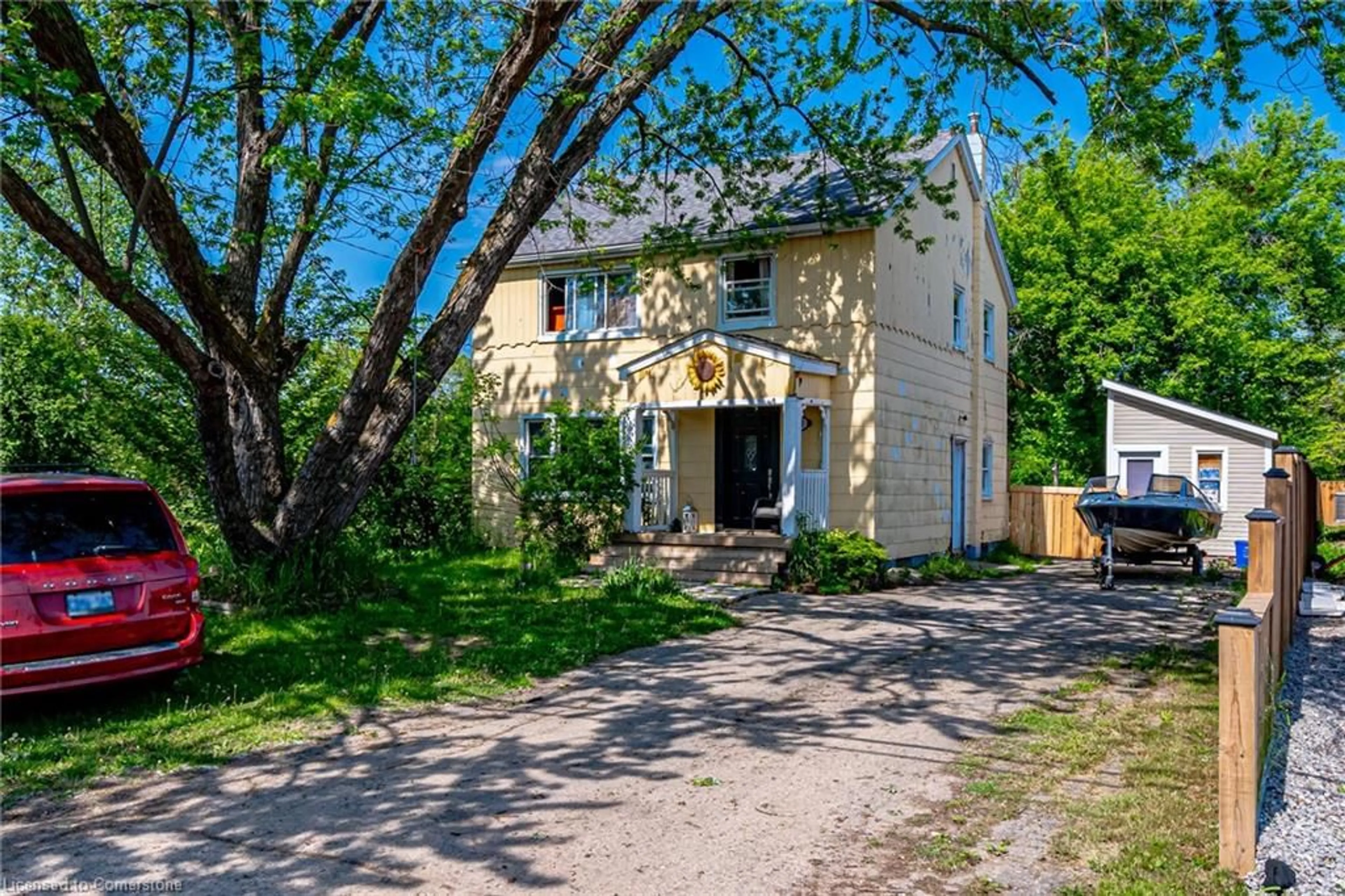 A pic from outside/outdoor area/front of a property/back of a property/a pic from drone, street for 293 Fifty Rd, Stoney Creek Ontario L8E 5L1