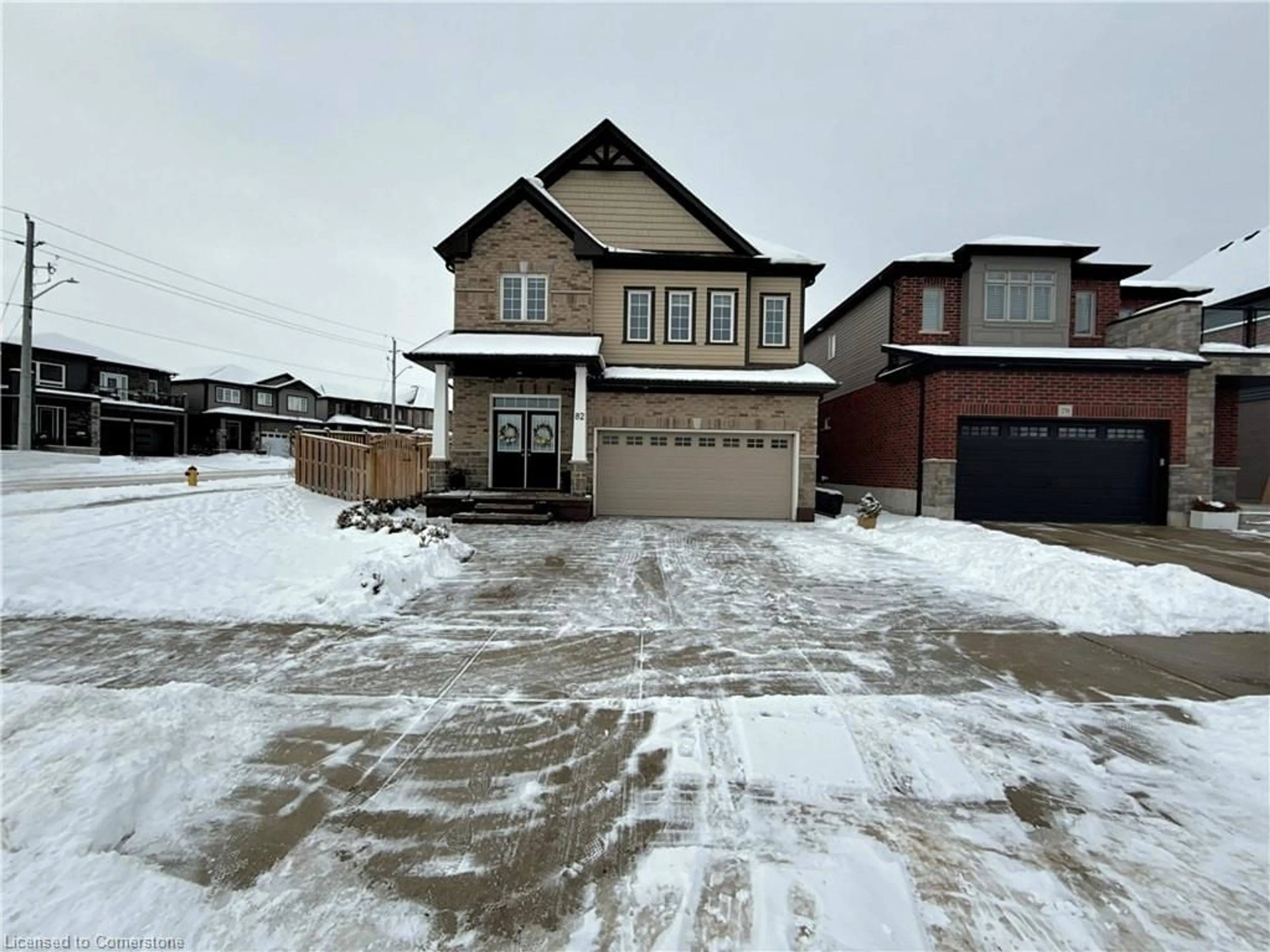 A pic from outside/outdoor area/front of a property/back of a property/a pic from drone, street for 82 Castlebay St, Waterloo Ontario N2R 0G8