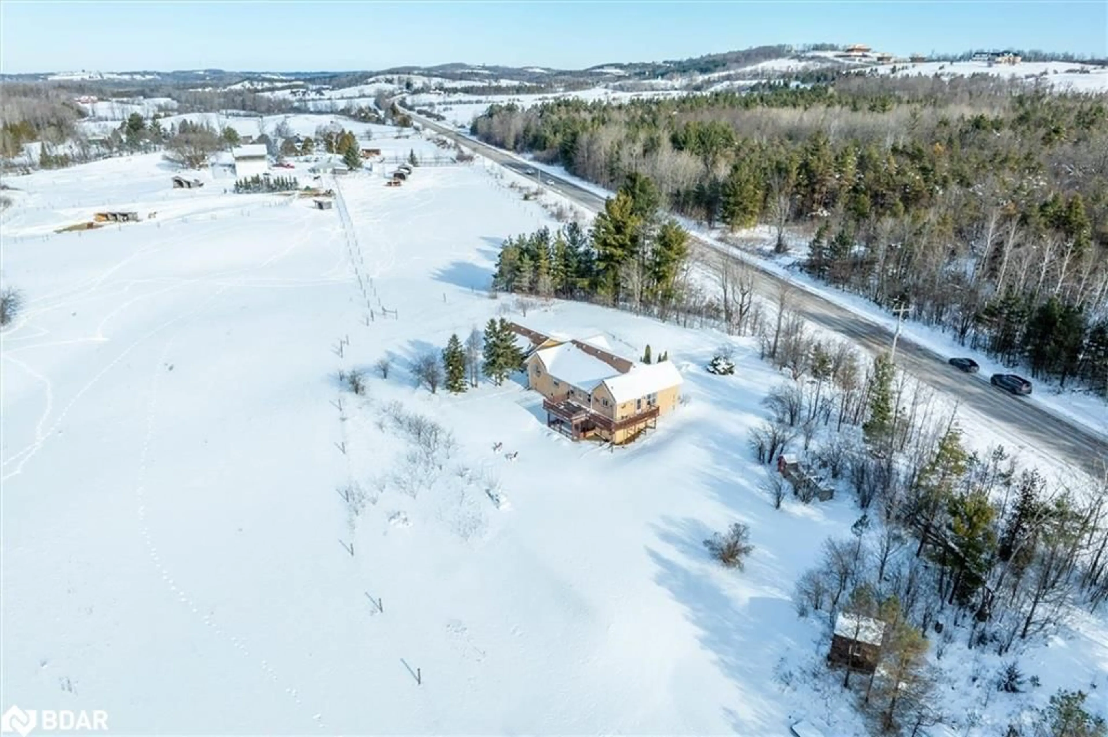 A pic from outside/outdoor area/front of a property/back of a property/a pic from drone, unknown for 595 Ski Hill Rd, Bethany Ontario L0A 1A0