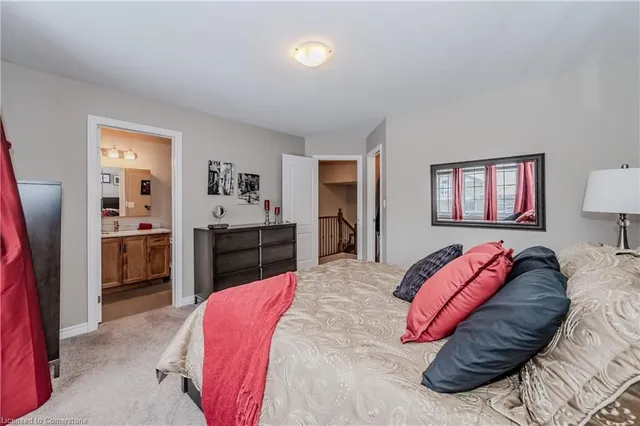 Additional property image - 563 Landgren Crt