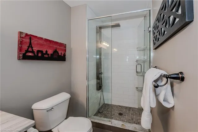 Additional property image - 563 Landgren Crt