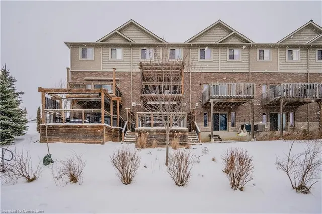 Additional property image - 563 Landgren Crt