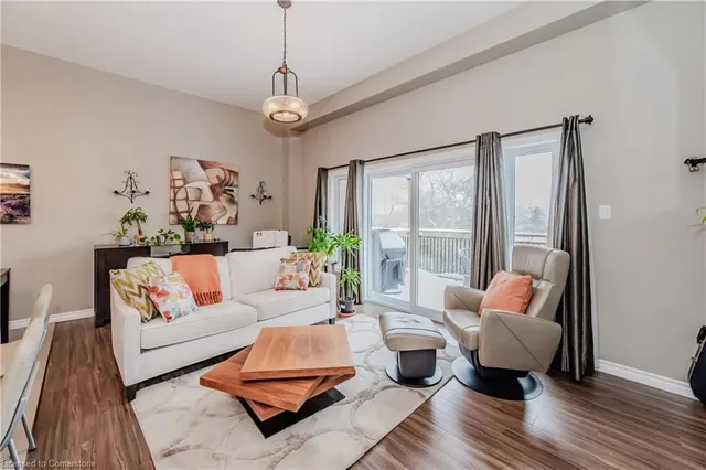 Additional property image - 563 Landgren Crt