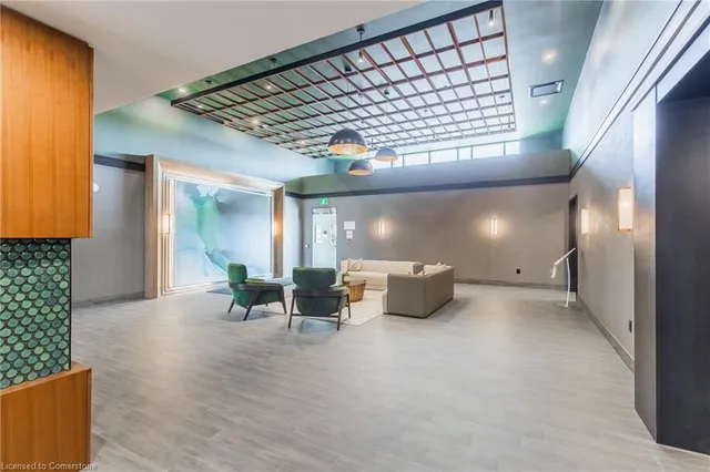 Additional property image - 450 Dundas St Unit 319