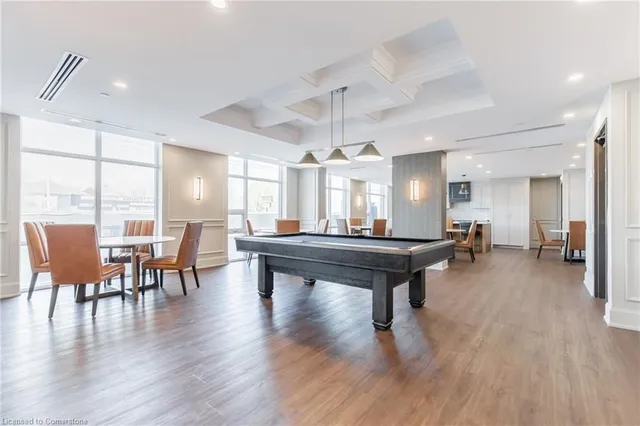 Additional property image - 450 Dundas St Unit 319