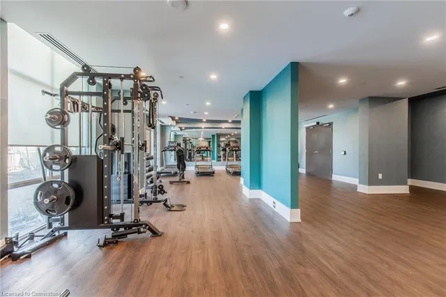 Additional property image - 450 Dundas St Unit 319