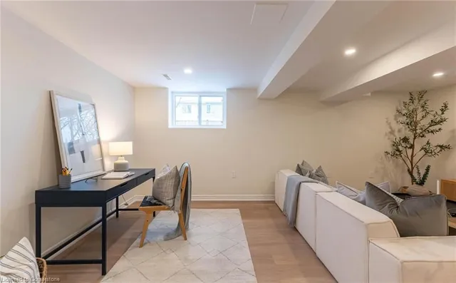 Additional property image - 29 Featherwood Cres