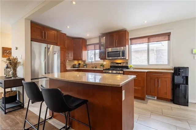 Additional property image - 72 Athenia Dr