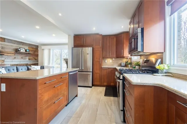 Additional property image - 72 Athenia Dr