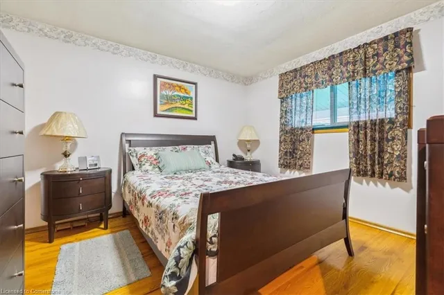 Additional property image - 449 Dundurn St