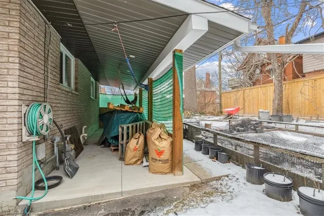 Additional property image - 449 Dundurn St